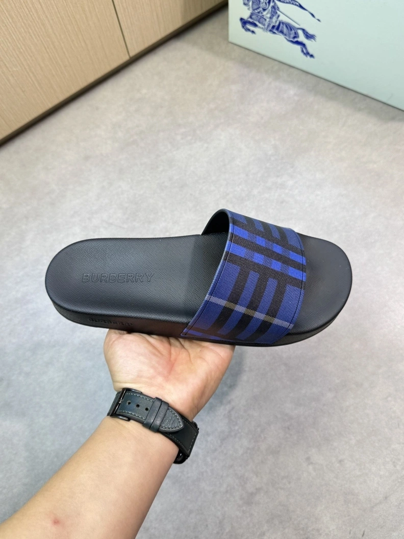 Bxrbxrry Slippers ModernLook 114503