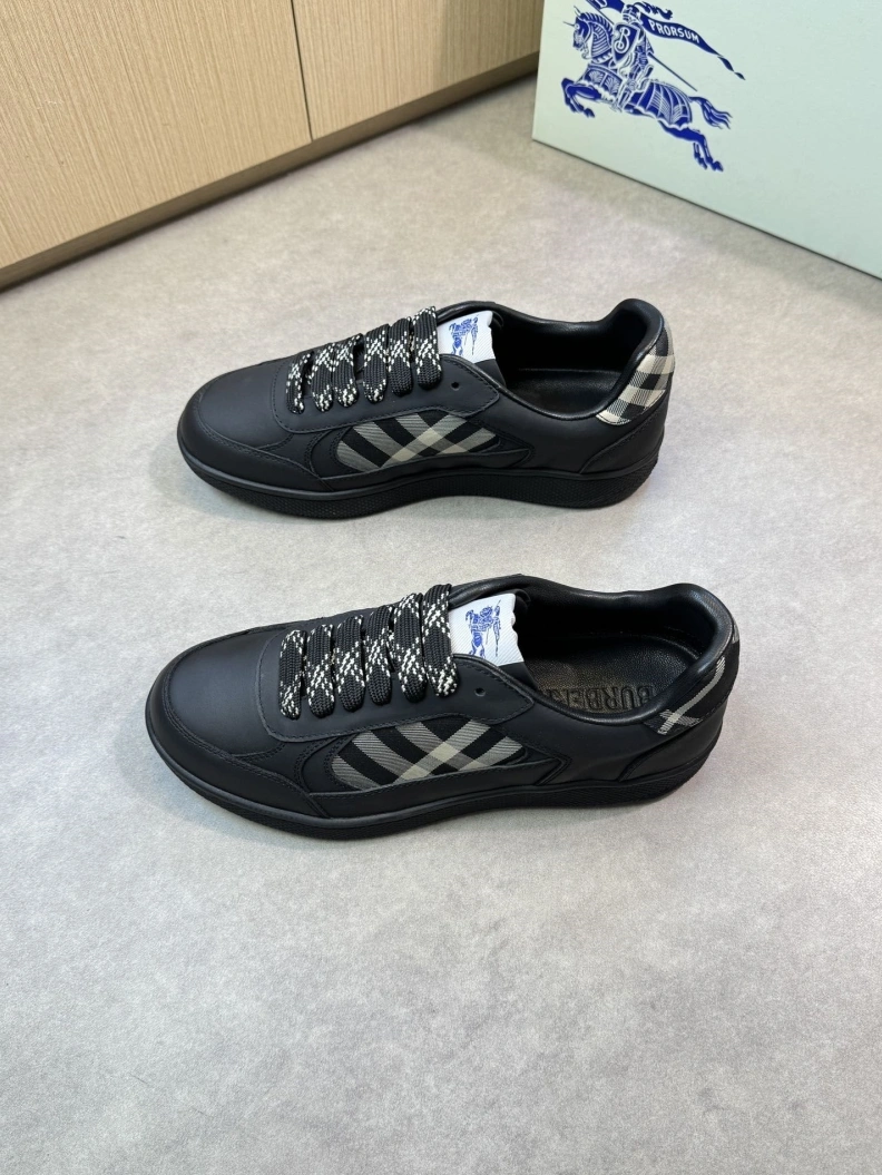 AllSeason Bxrbxrry Sneakers 114479