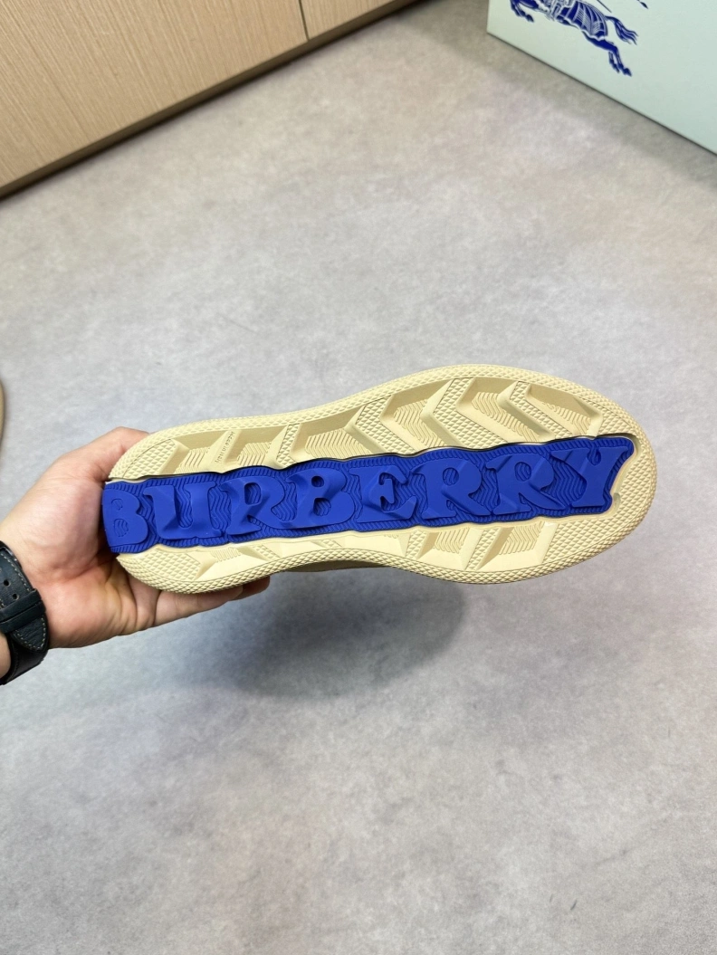 EasyMatch Bxrbxrry Sneakers 114472