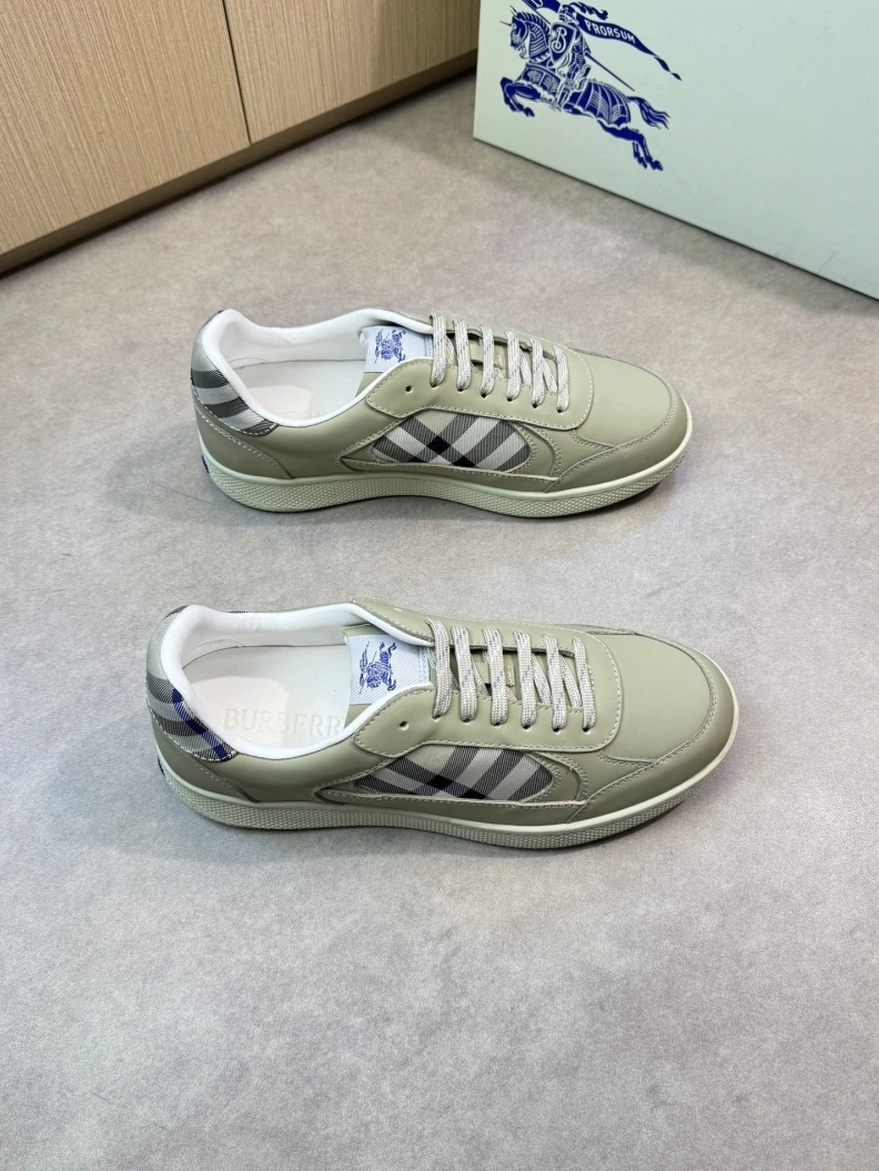 Functional Bxrbxrry Sneakers 114476