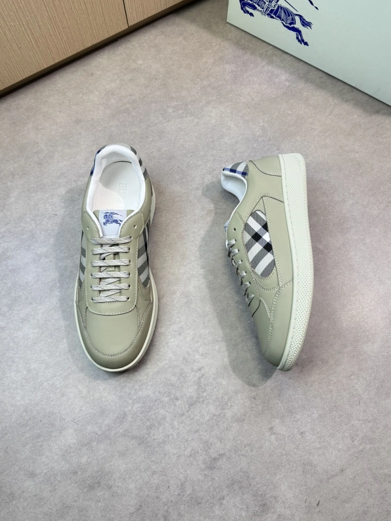 Functional Bxrbxrry Sneakers 114476