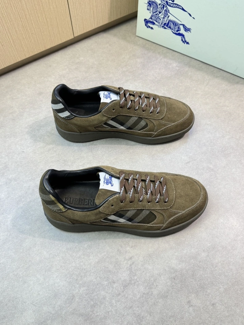 DailyWear Bxrbxrry Sneakers 114481