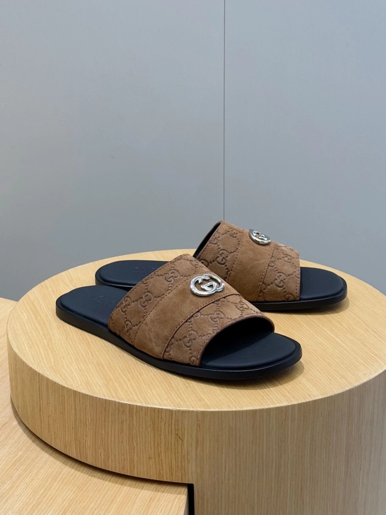 Modern Gxccx Slippers 155309