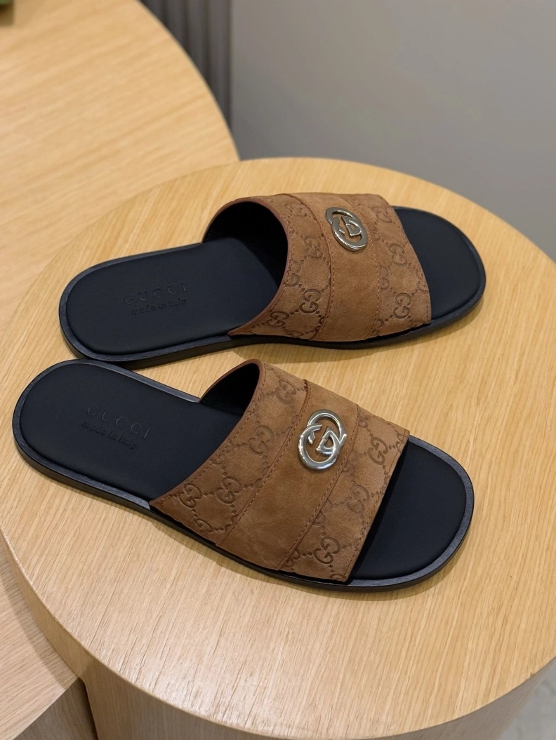 Modern Gxccx Slippers 155309