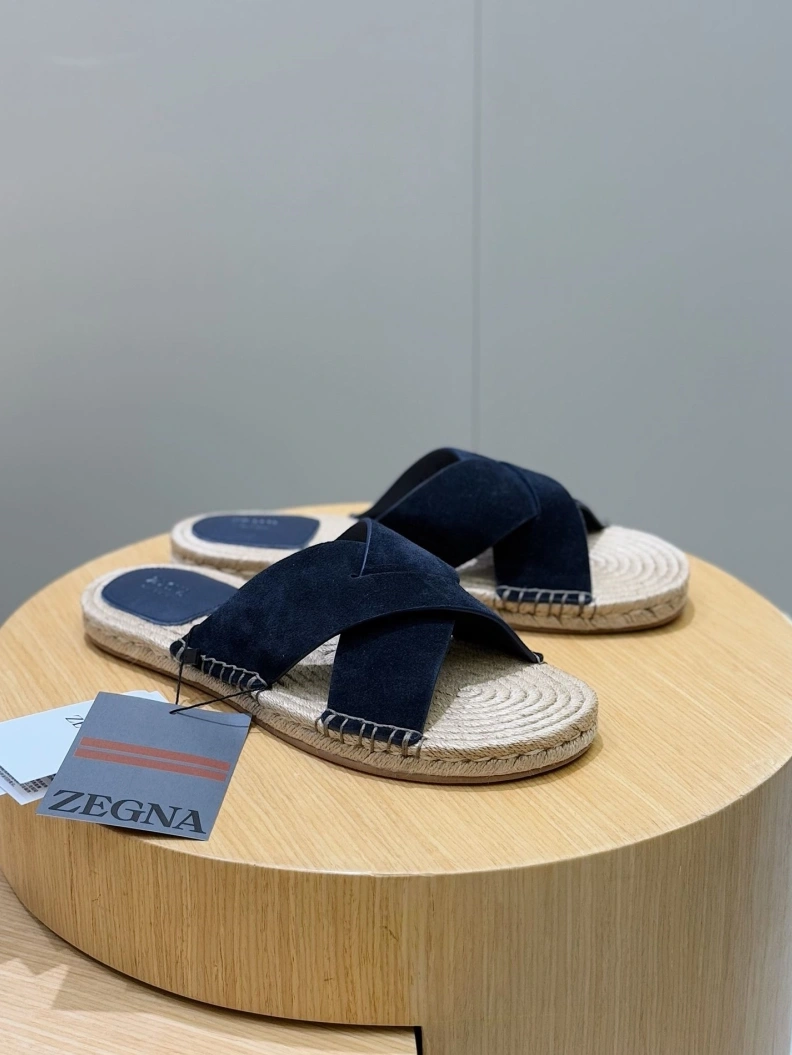 Trendy Othxr Slippers 209858
