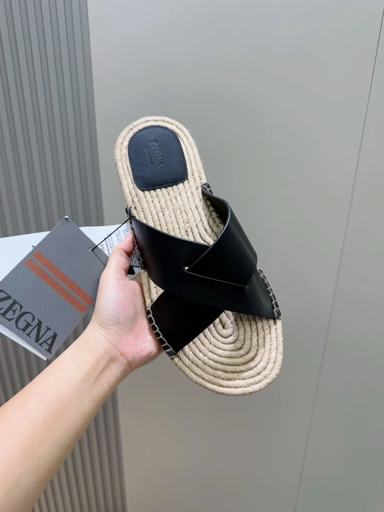 Compact Othxr Slippers 209852