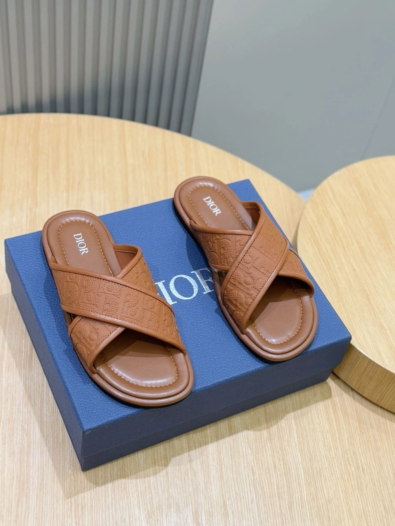 Durable Othxr Slippers 209881