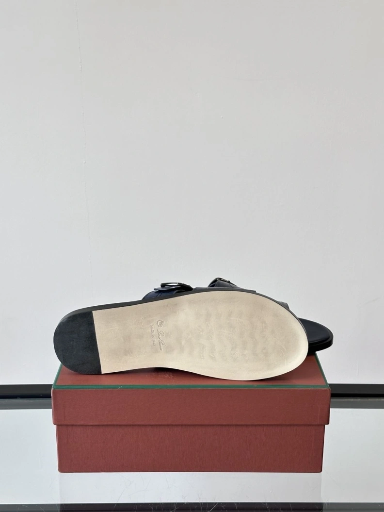Othxr Slippers UrbanStyle 209839