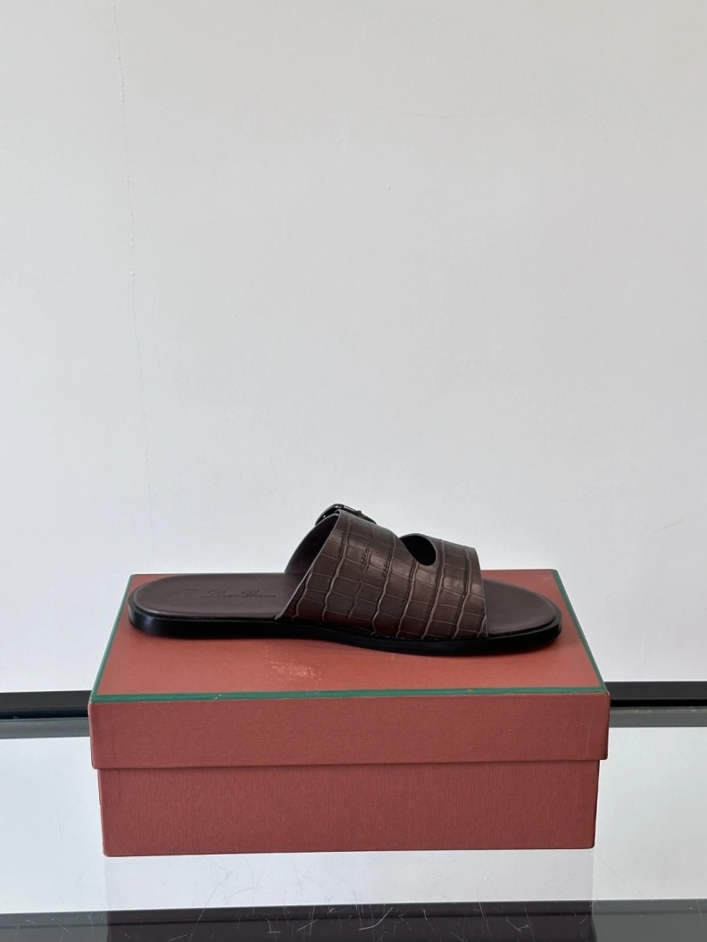 Stylish Othxr Slippers 209840