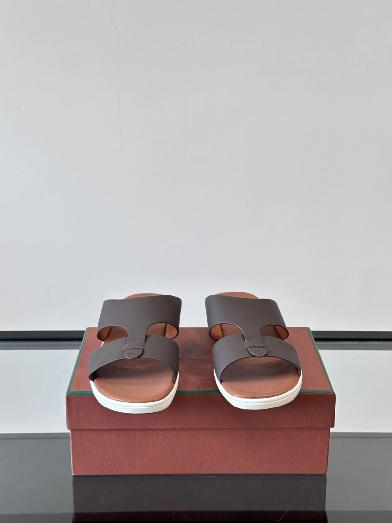 Elegant Othxr Slippers 209831