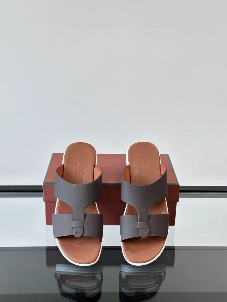 Elegant Othxr Slippers 209831