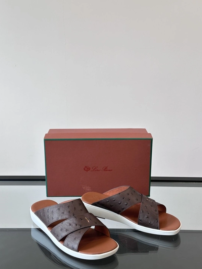 Versatile Othxr Slippers 209824