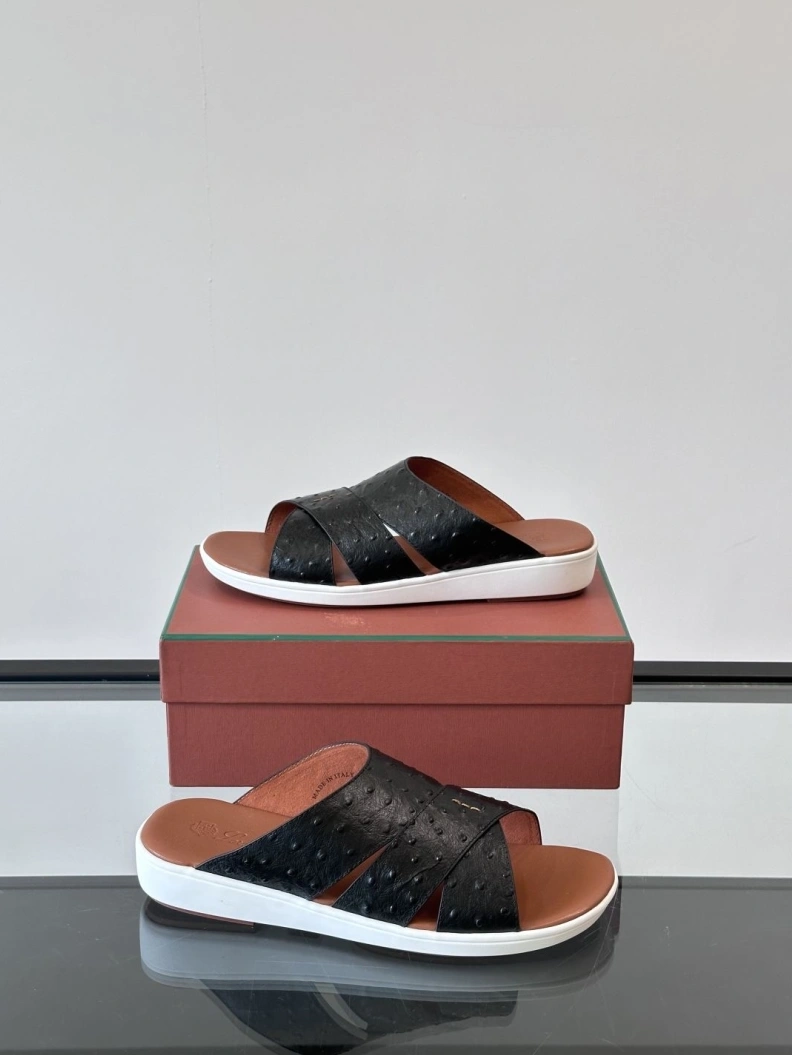SportInspired Othxr Slippers 209820