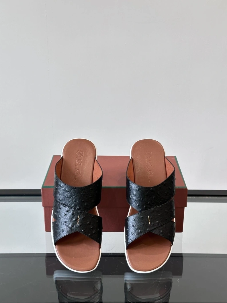 SportInspired Othxr Slippers 209820