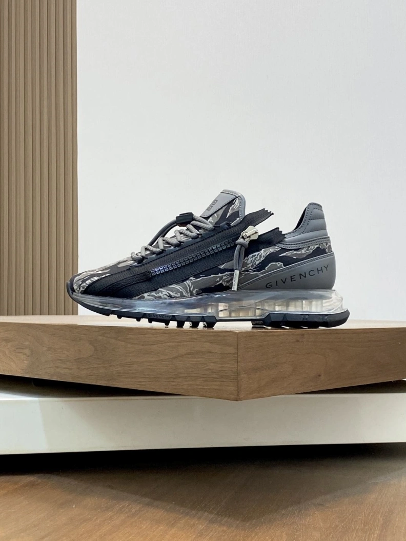 Durable Gxvxnchy Sneakers 151979
