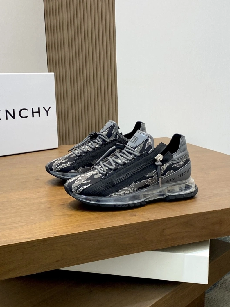 Durable Gxvxnchy Sneakers 151979