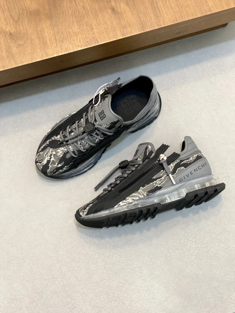 Durable Gxvxnchy Sneakers 151979