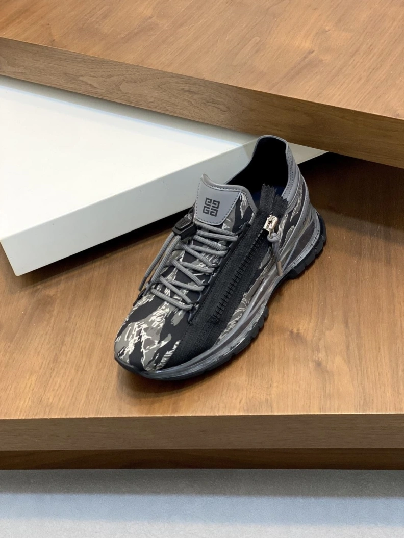 Durable Gxvxnchy Sneakers 151979