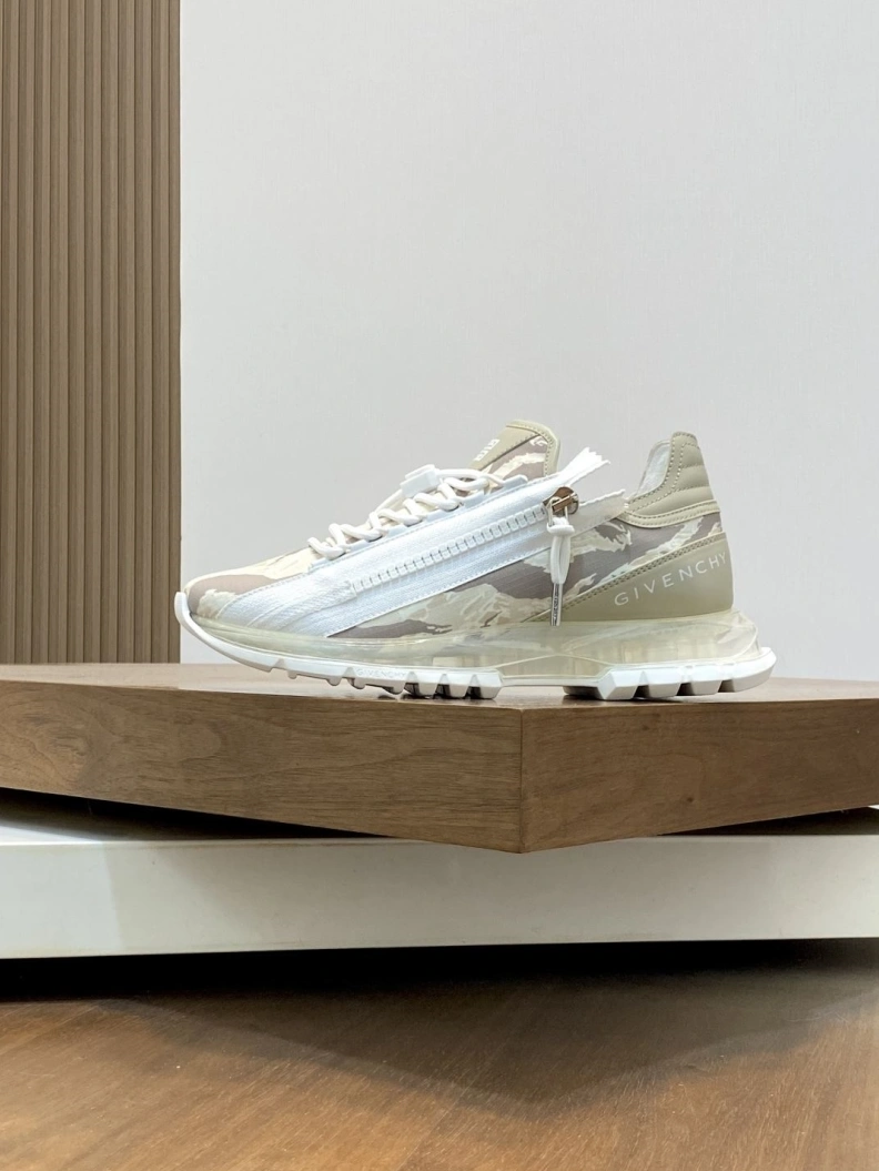 Trendy Gxvxnchy Sneakers 151987
