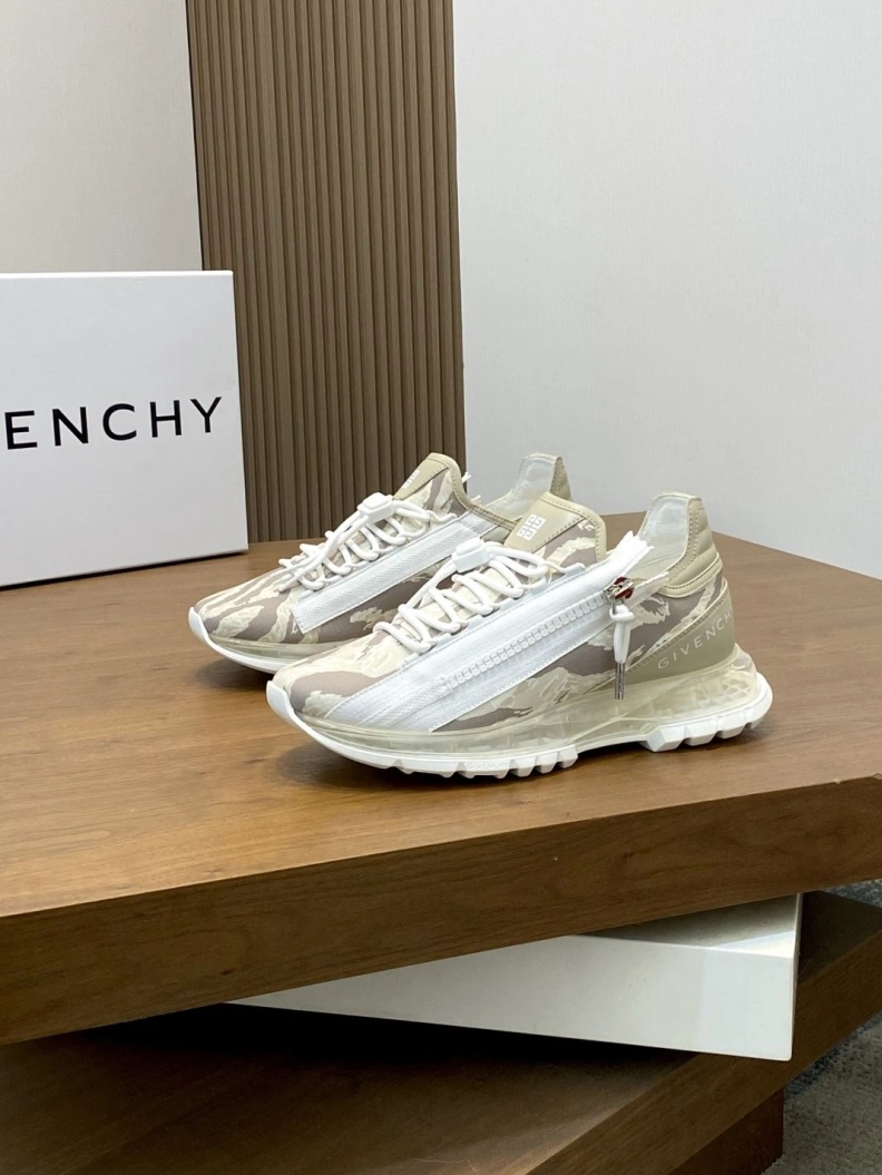 Trendy Gxvxnchy Sneakers 151987