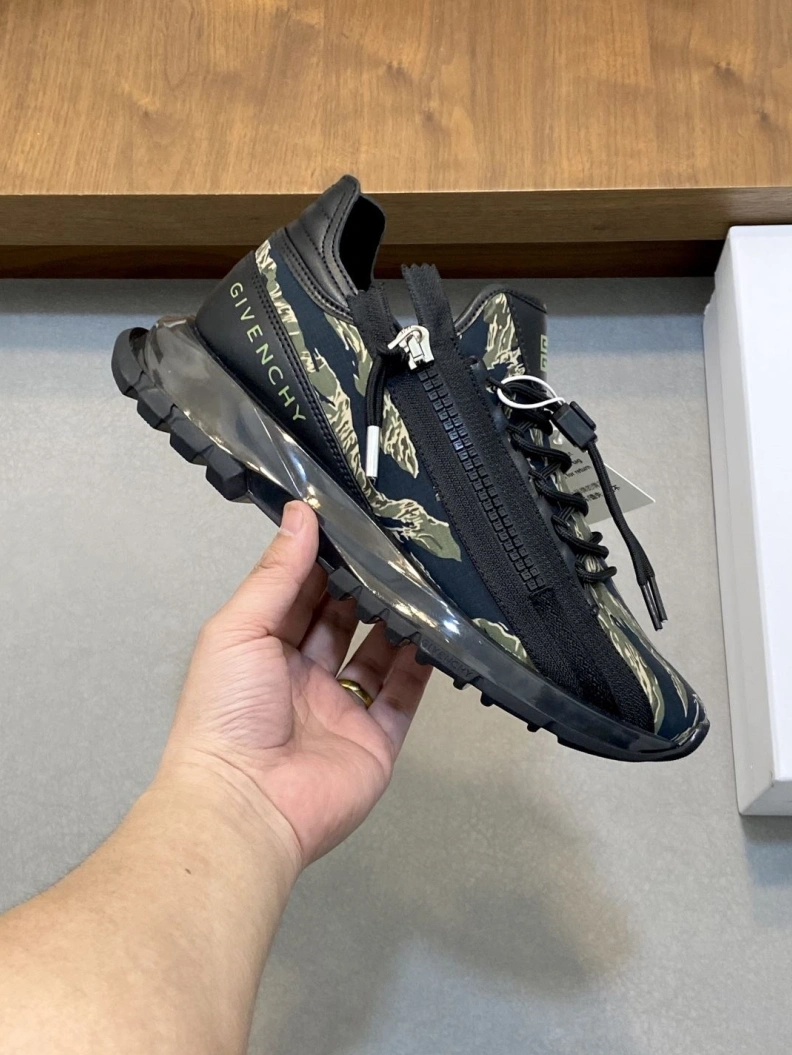 GoodFit Gxvxnchy Sneakers 151985