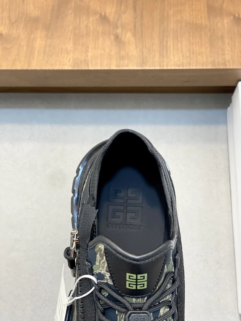 GoodFit Gxvxnchy Sneakers 151985