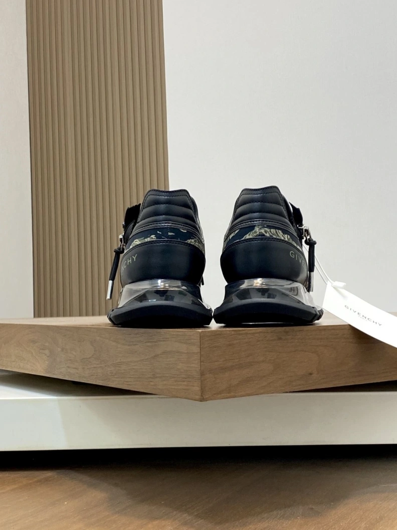 GoodFit Gxvxnchy Sneakers 151985