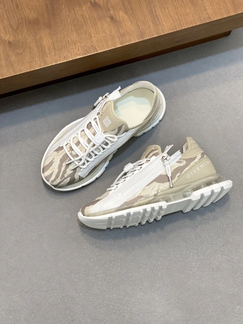 UrbanStyle Gxvxnchy Sneakers 151981