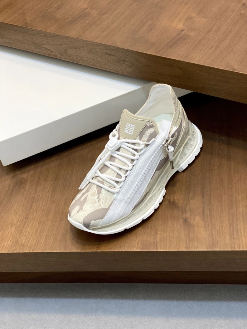 UrbanStyle Gxvxnchy Sneakers 151981