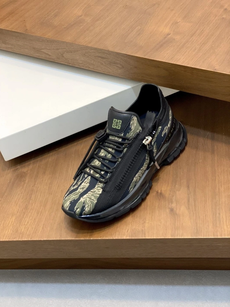 Gxvxnchy Sneakers SmartChoice 151972