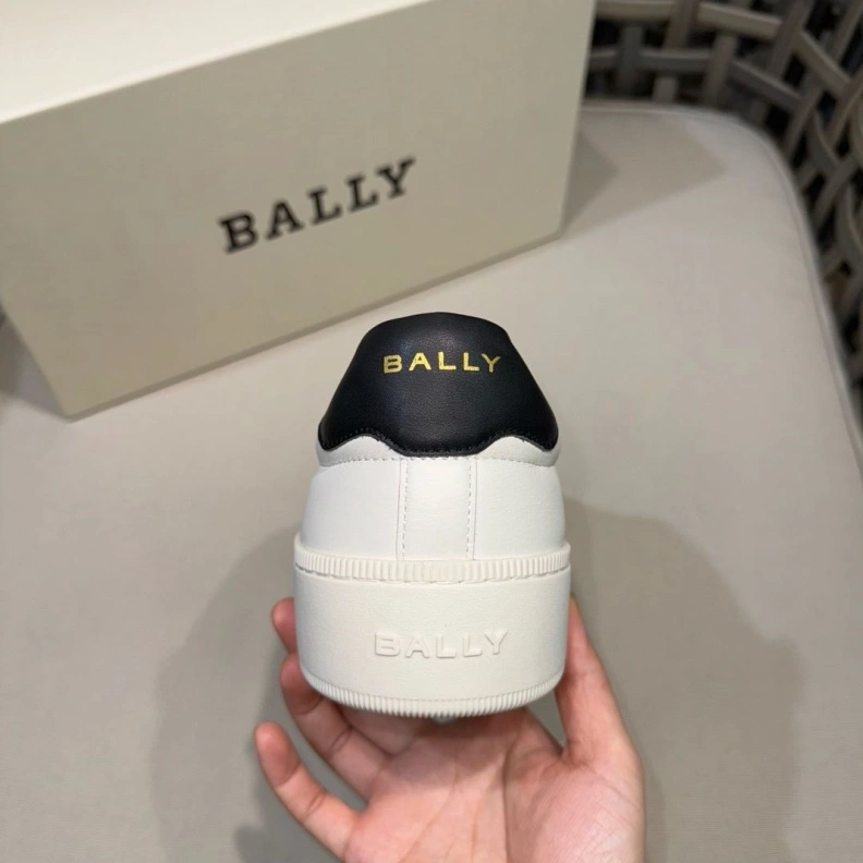 WellDesigned Othxr Sneakers 210668