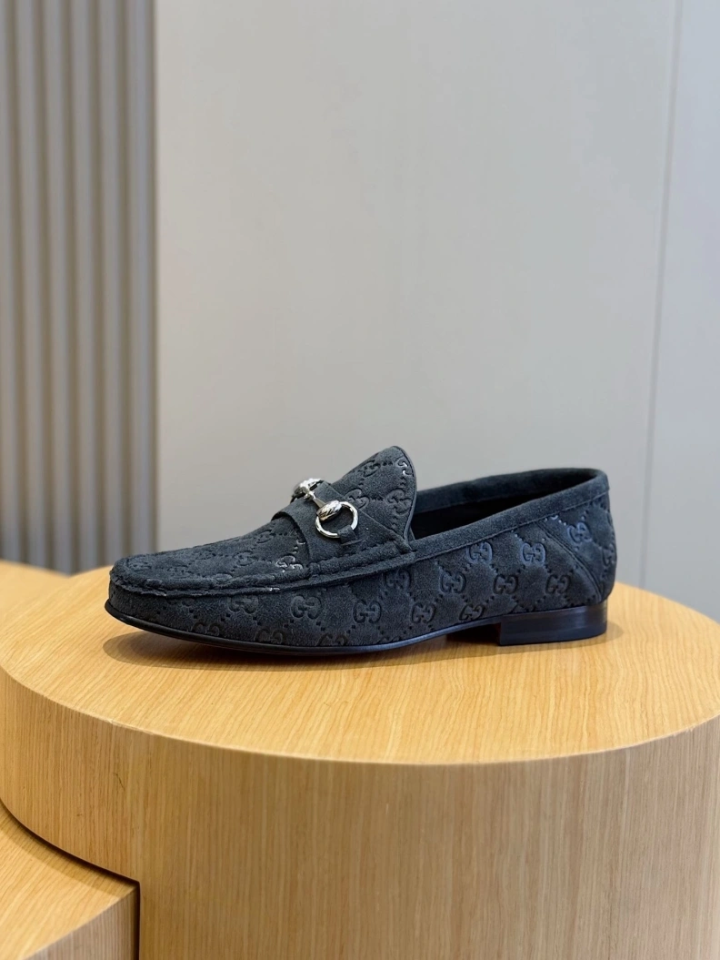 Versatile Gxccx Leather Shoes 155399