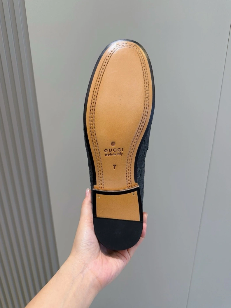 Versatile Gxccx Leather Shoes 155399