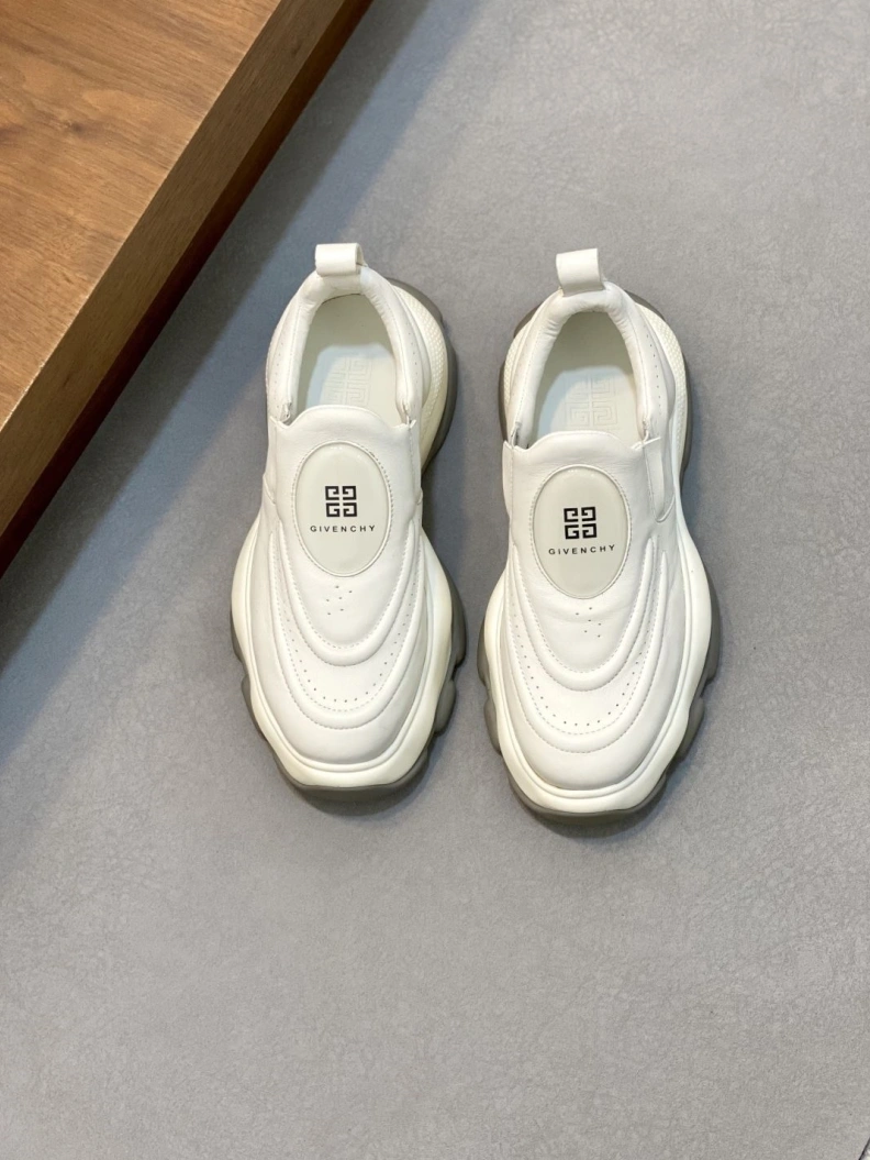 Gxvxnchy Sneakers GoAnywhere 151982