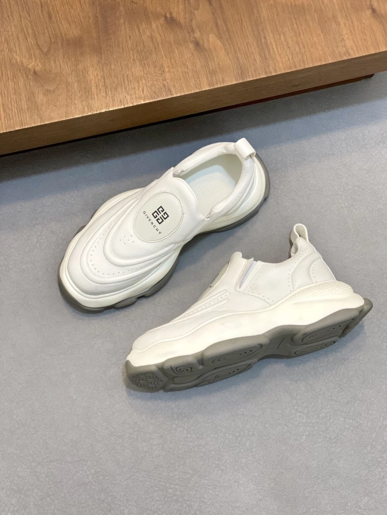 Gxvxnchy Sneakers GoAnywhere 151982