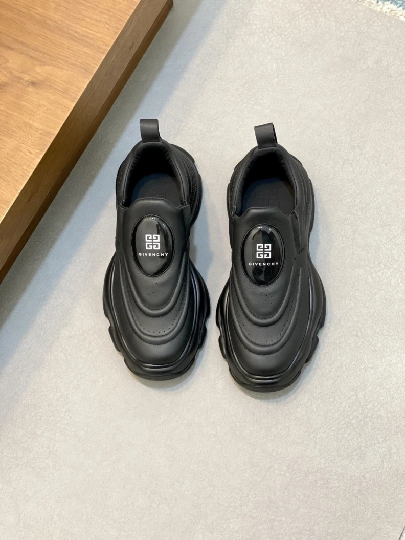 Gxvxnchy Sneakers Elegant 151990