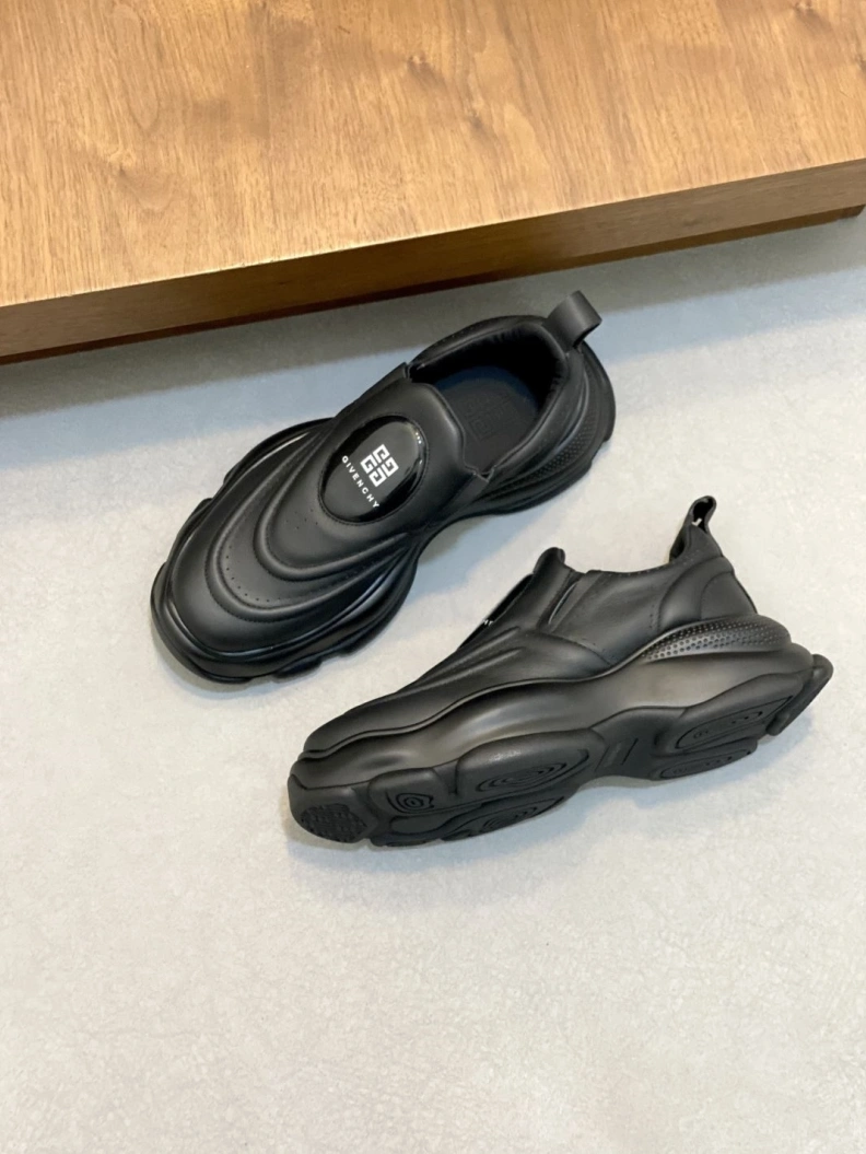 Gxvxnchy Sneakers Elegant 151990