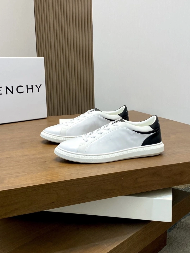 Comfortable Gxvxnchy Sneakers 151961
