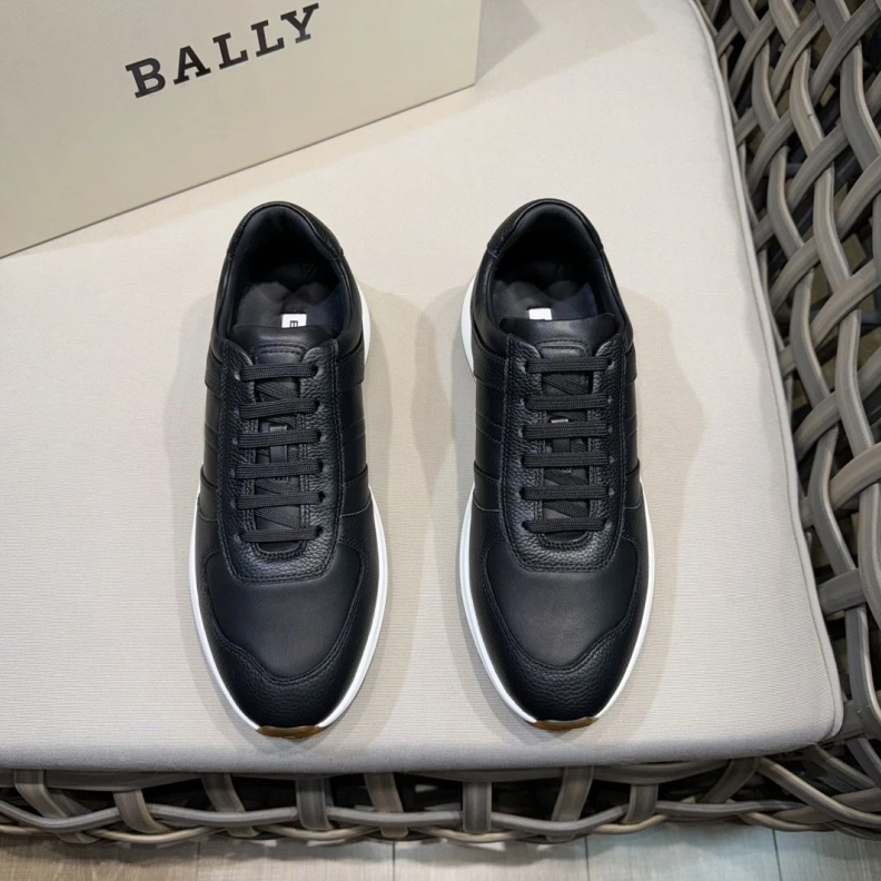 WellDesigned Othxr Sneakers 210652