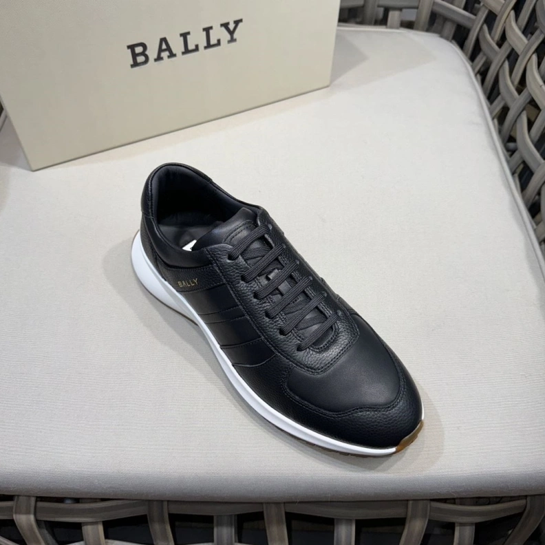 WellDesigned Othxr Sneakers 210652