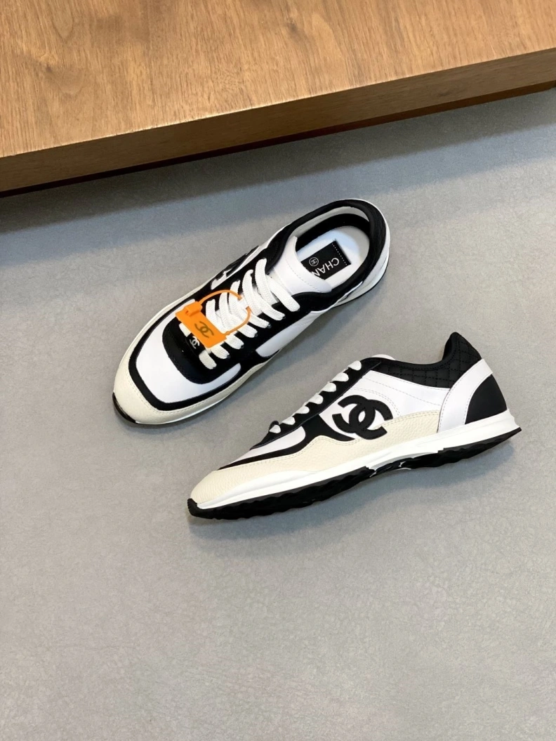 Durable Chxnxl Sneakers 118167
