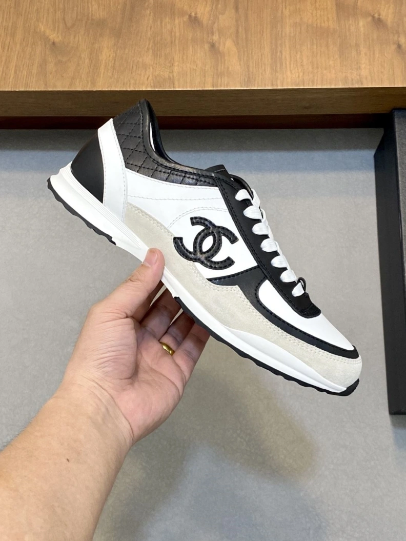 Efficient Chxnxl Sneakers 118163