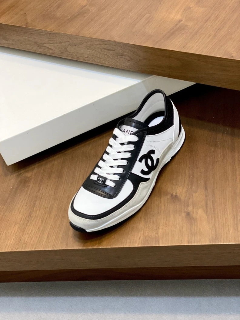 Efficient Chxnxl Sneakers 118163