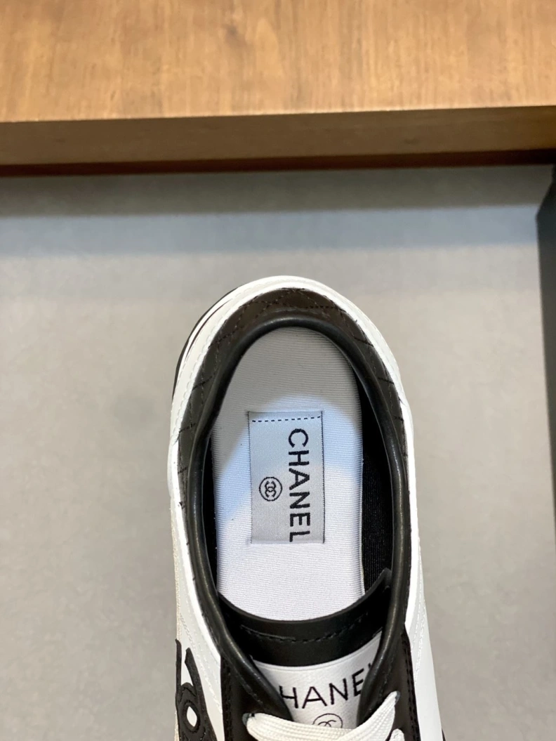 Efficient Chxnxl Sneakers 118163