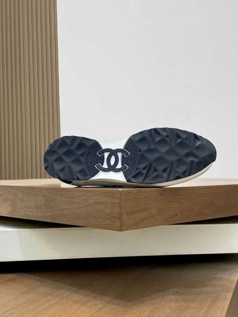 Efficient Chxnxl Sneakers 118163