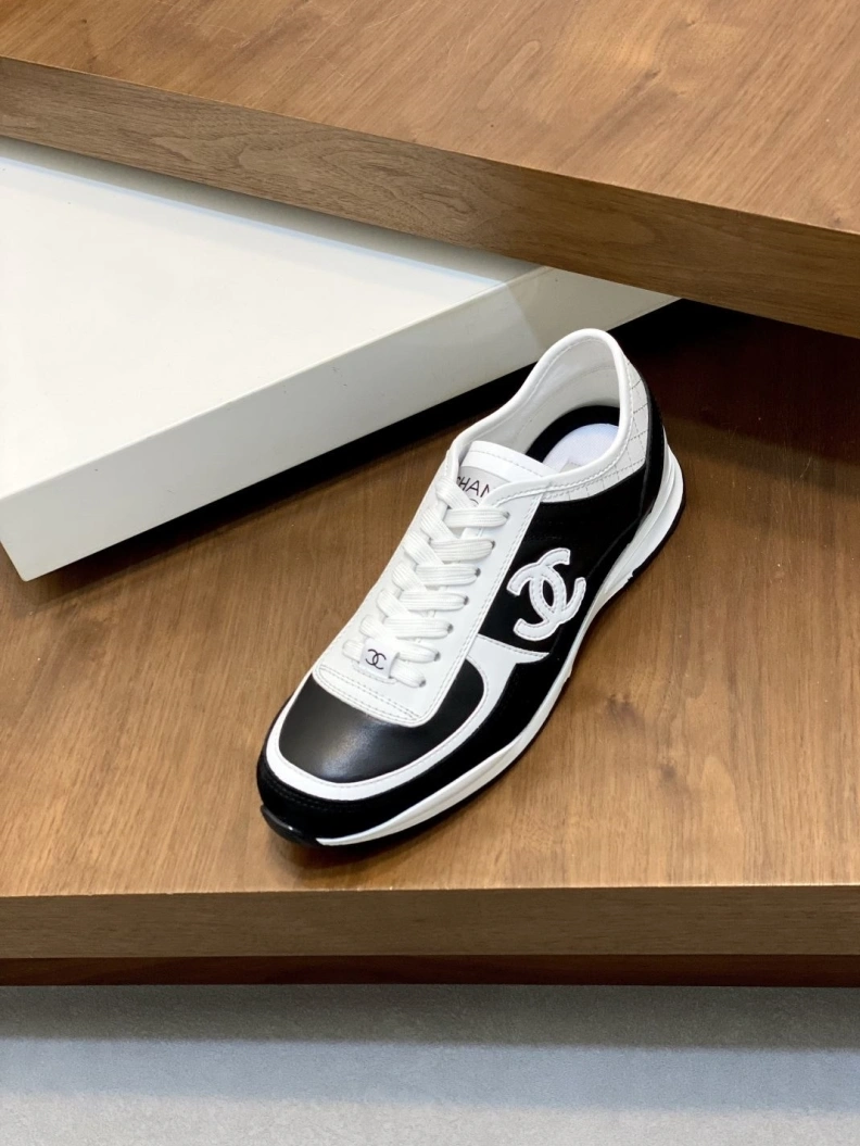 Practical Chxnxl Sneakers 118159