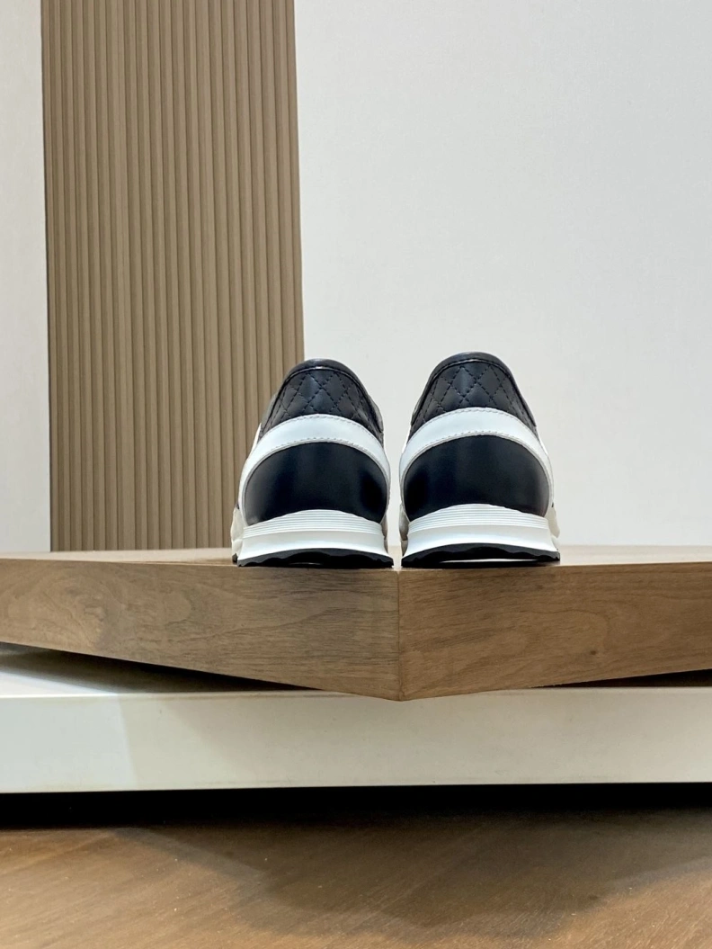 GoAnywhere Chxnxl Sneakers 118156