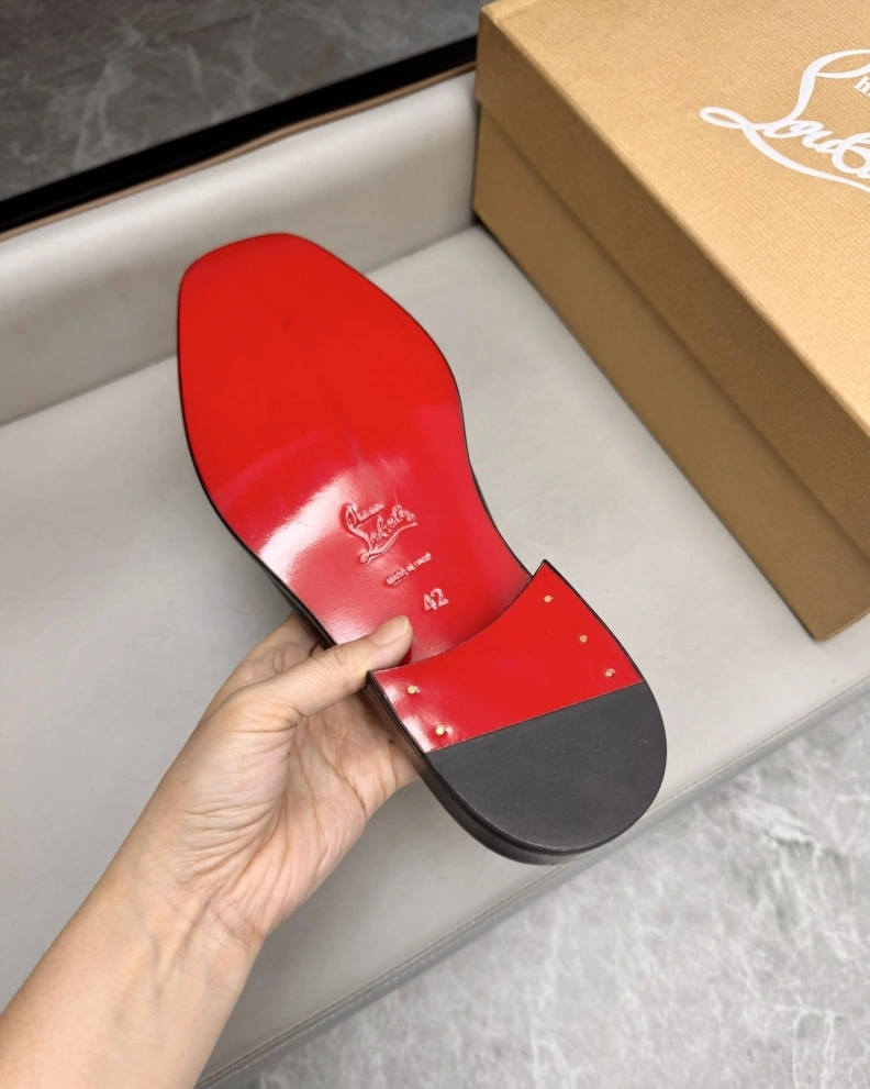 Othxr Slippers Unique 209819
