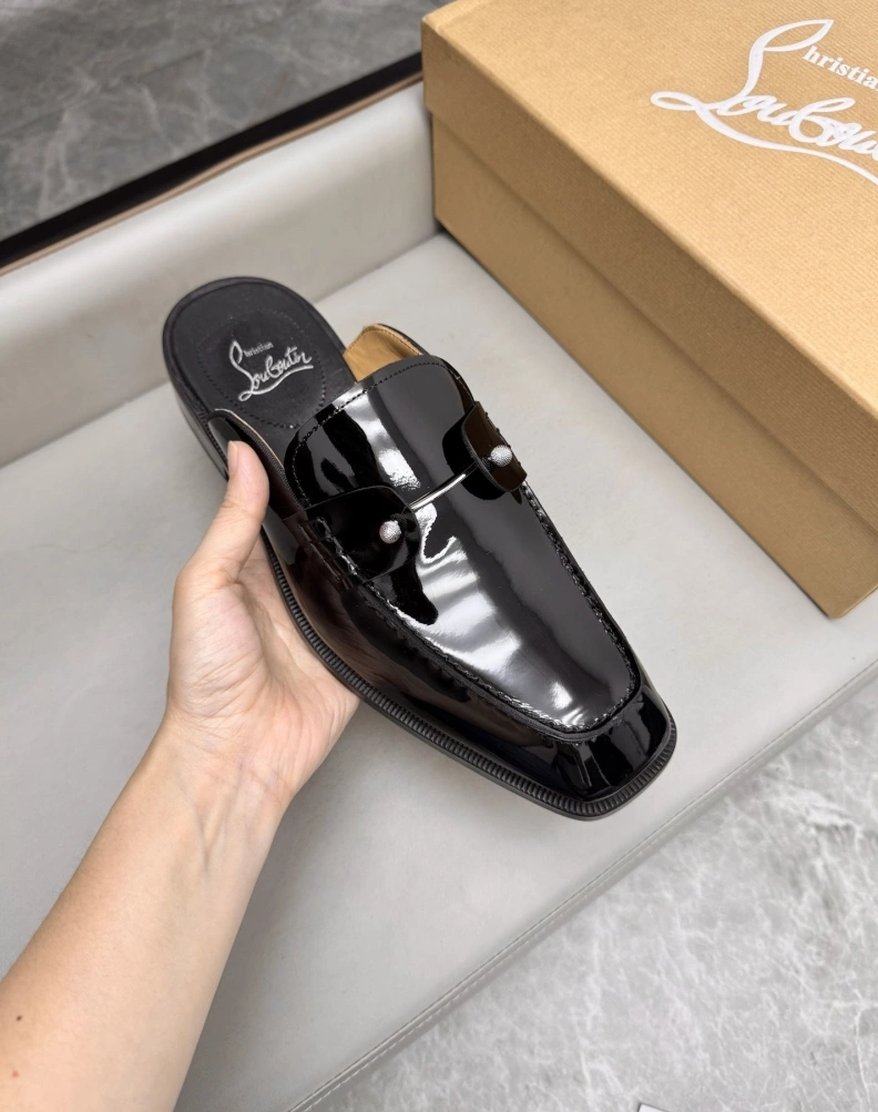 Reliable Othxr Slippers 209814