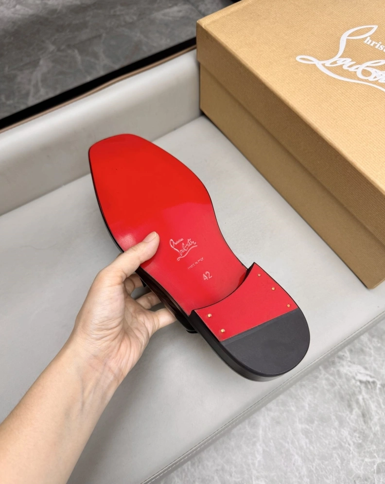 Reliable Othxr Slippers 209814